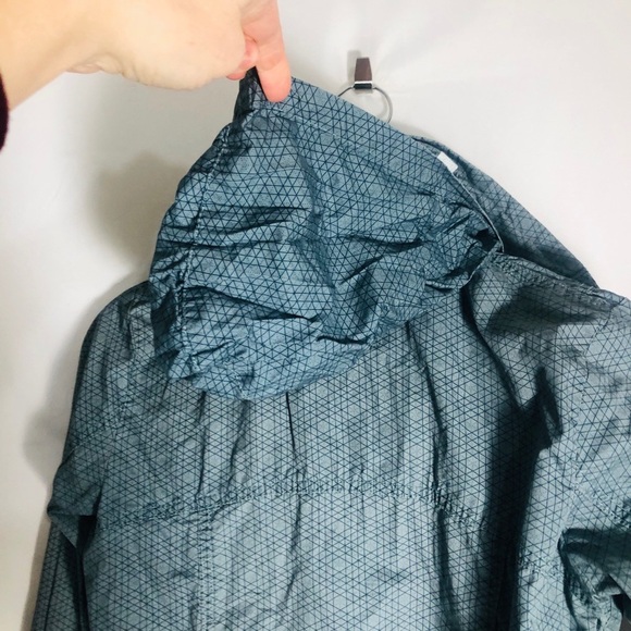 Women’s Blue Bench Jacket. Size Small. - Picture 6 of 9